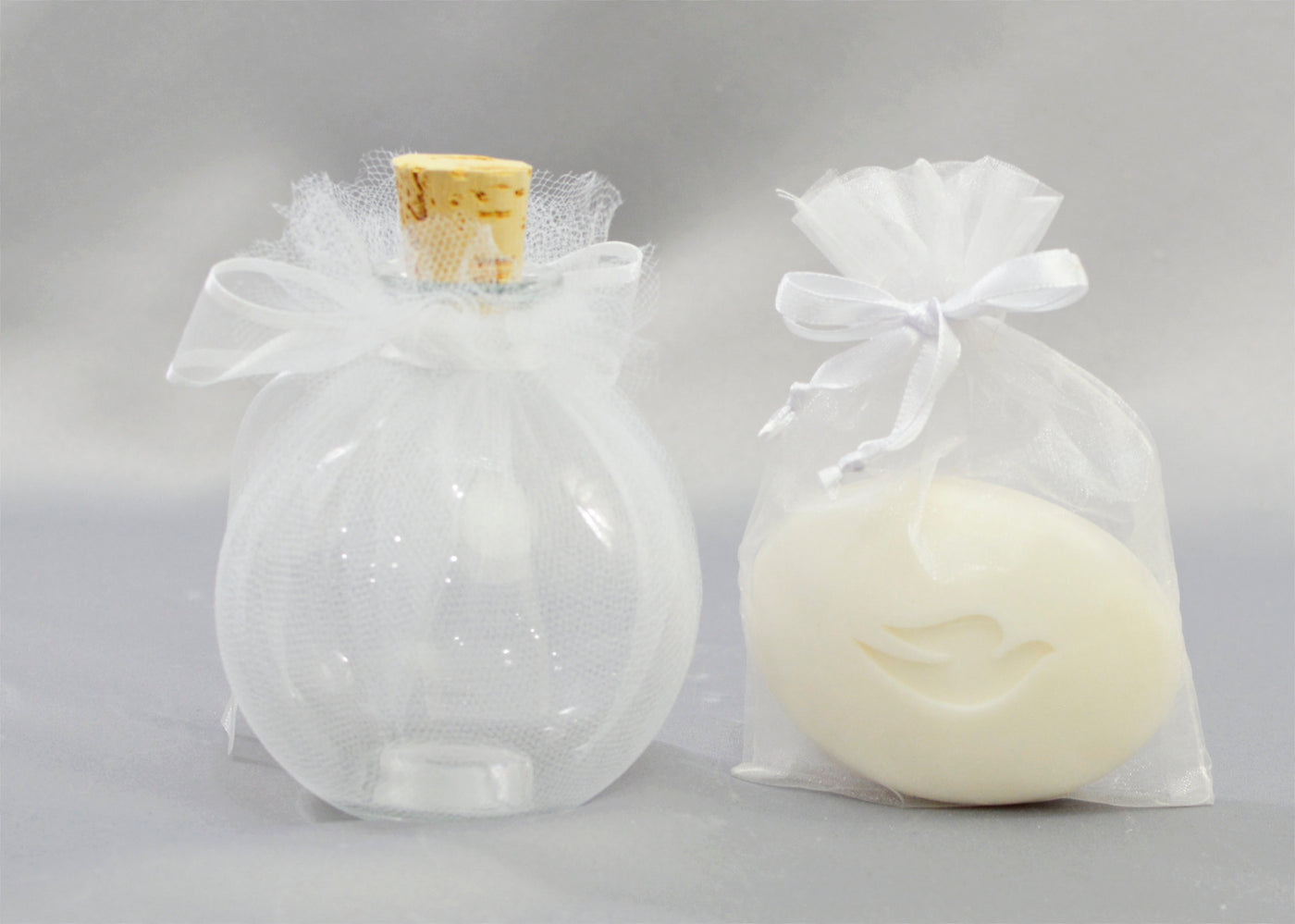 Catia Oil Bottle & Soap | White