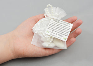 Wedding Favors with Lace Trimmed Organza Bag and Pearls, White - Greek  Boubounieres Koufeta - Italian Bomboniera Confetti - Jordan Almond Dragée  Engagement Party Gift